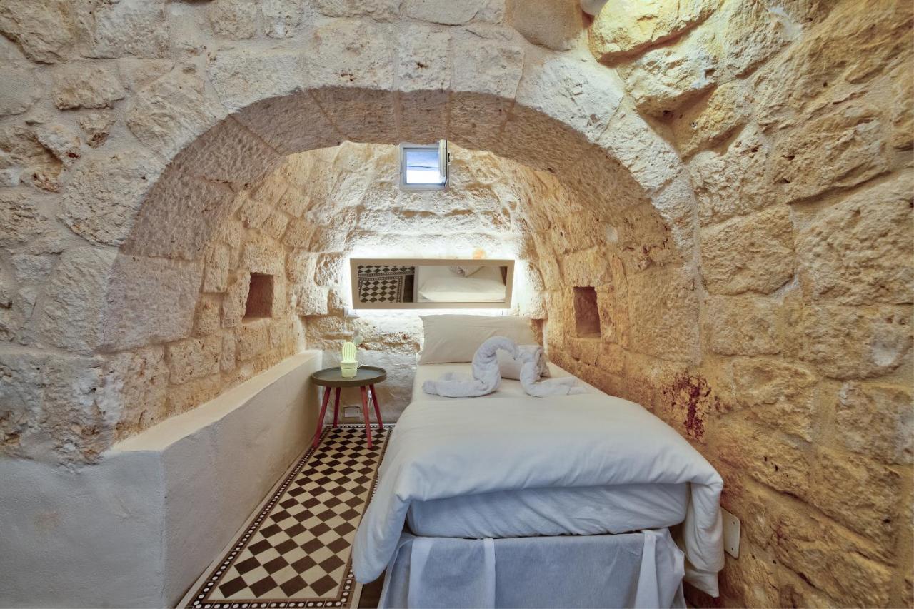 Trulli Moonlight Bed & Breakfast Ostuni Eksteriør bilde