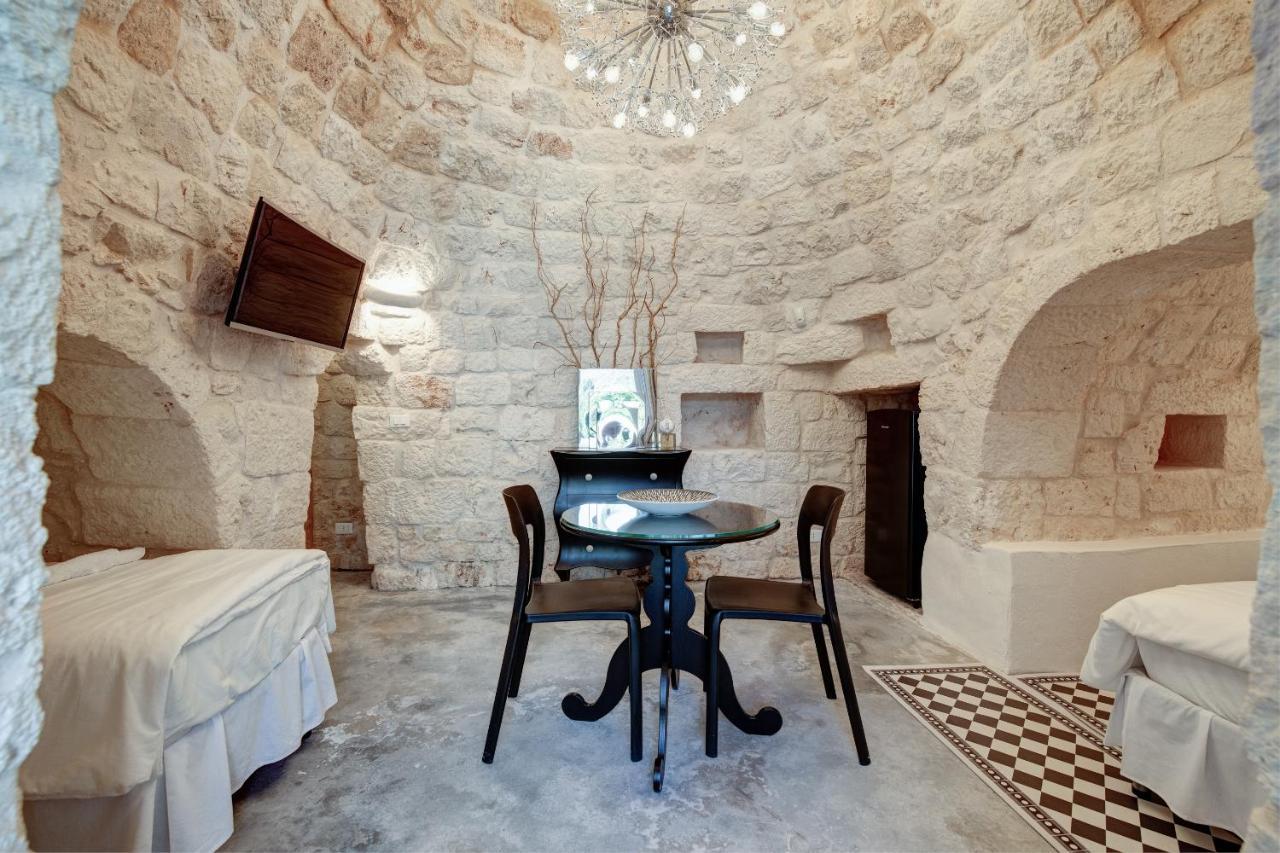 Trulli Moonlight Bed & Breakfast Ostuni Eksteriør bilde