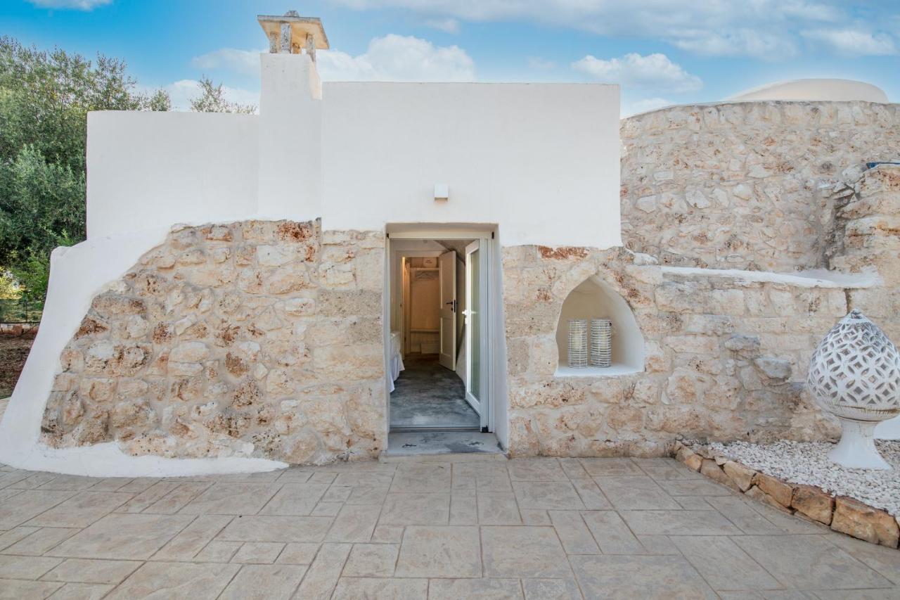 Trulli Moonlight Bed & Breakfast Ostuni Eksteriør bilde