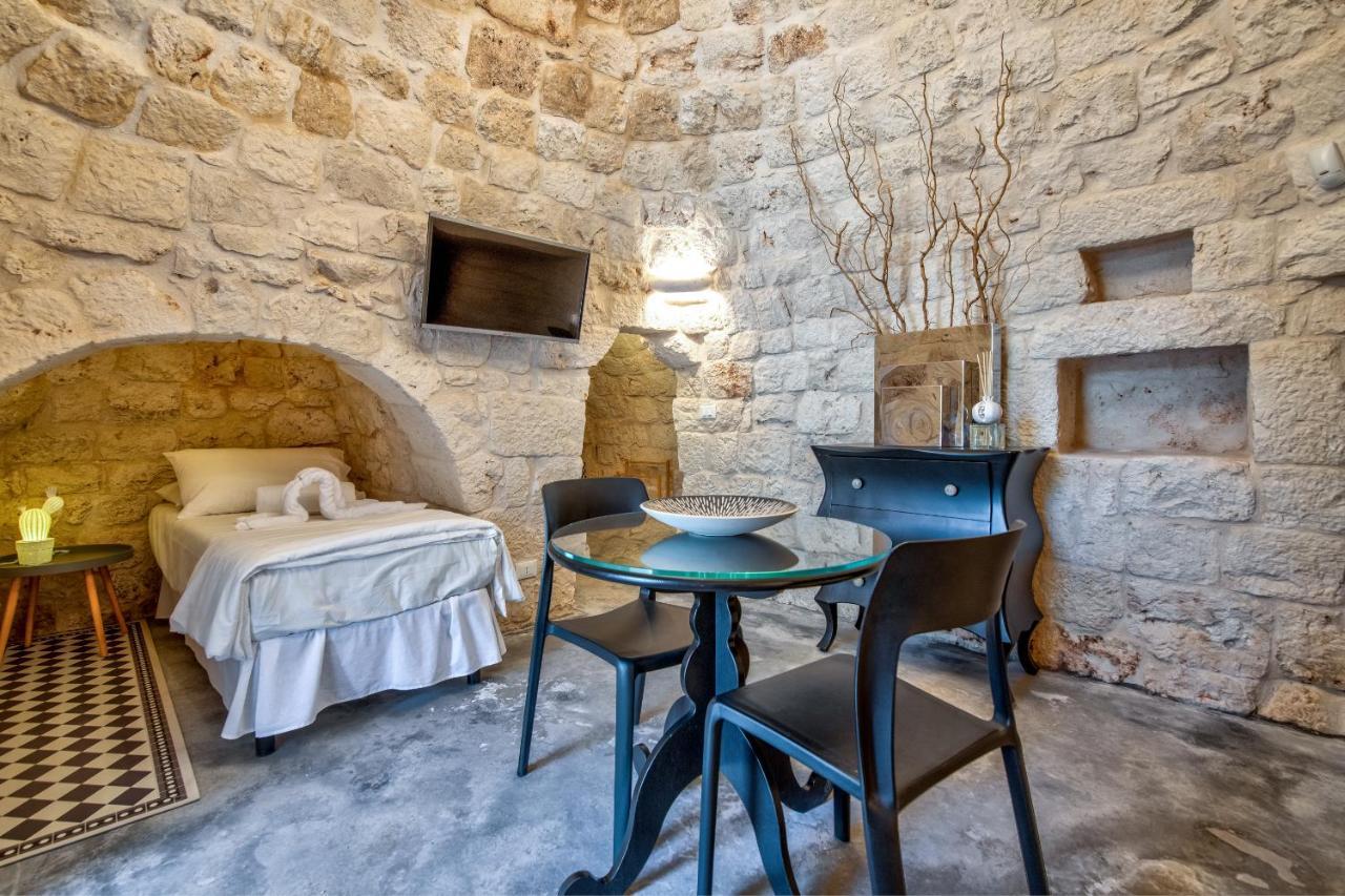 Trulli Moonlight Bed & Breakfast Ostuni Eksteriør bilde